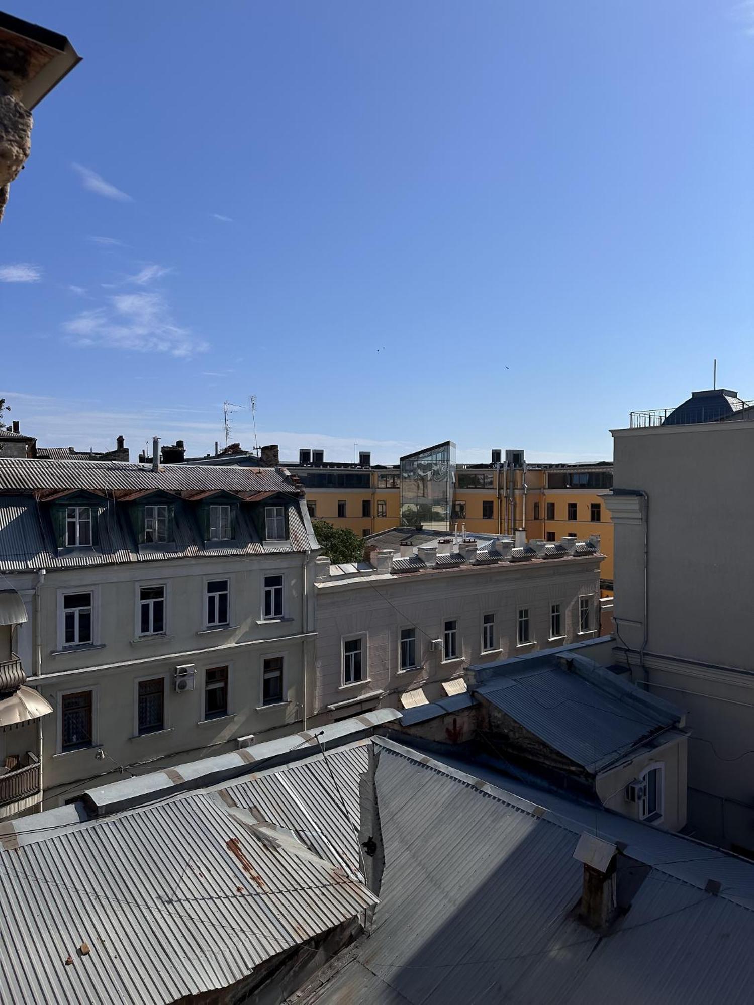 White Door Apartments Heart Of Odessa 4 Exterior foto